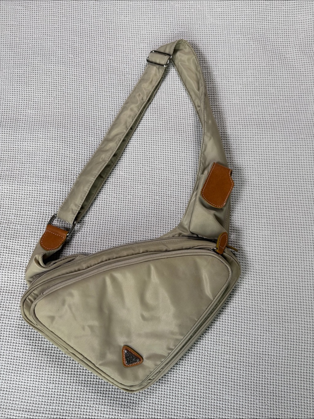 Jump Vintage Beige Travel Sling Bag with Brown Trim